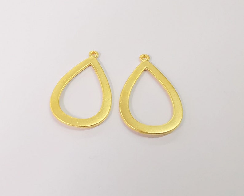 2 Drop Charms Gold Plated Charms (31x20mm) G24527