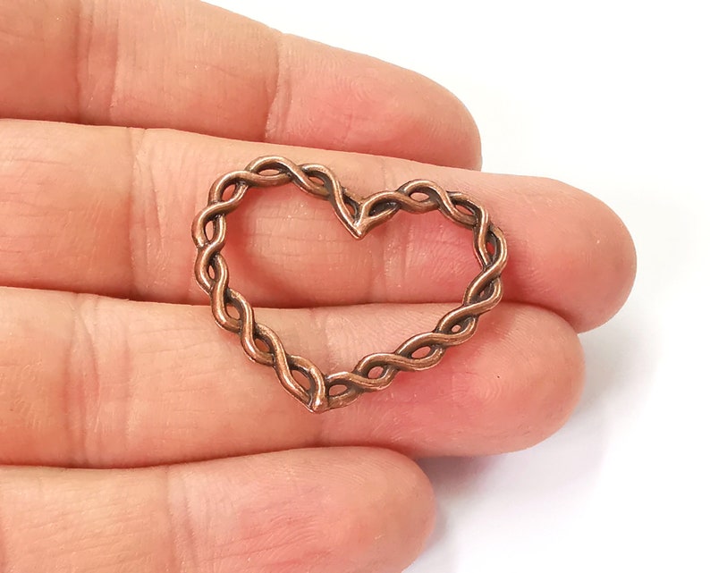 4 Twisted wire shape heart charms Antique copper plated charms (33x27mm) G24557