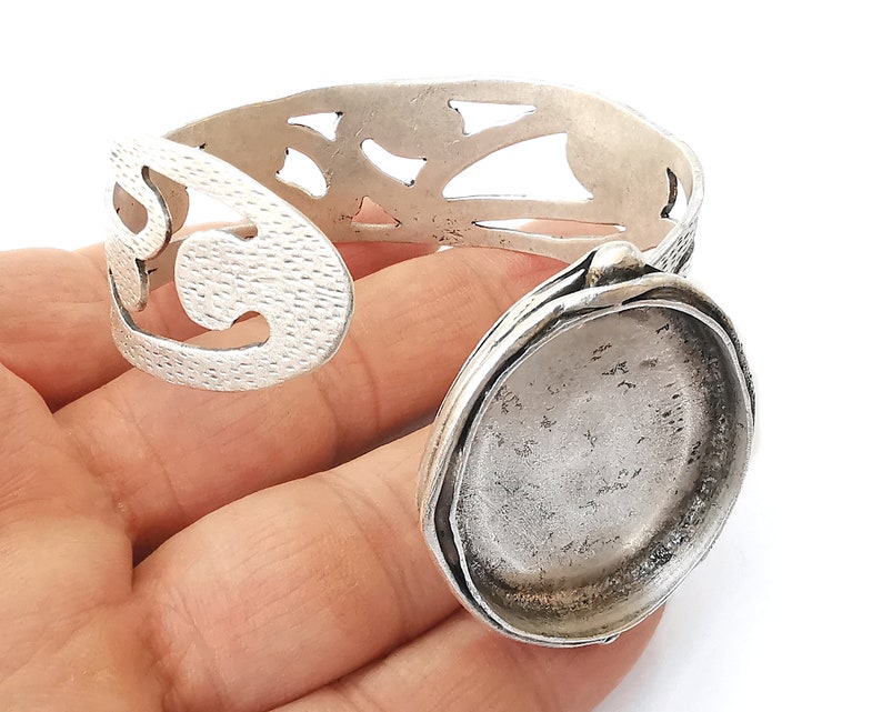 Brushed wrap bracelet brass blank Resin cuff Dry flower inlay blank Cuff bezel Glass cabochon base Adjustable antique silver 39x30mm G24614