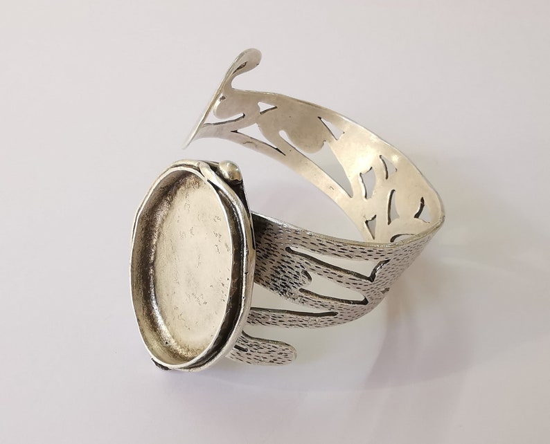 Brushed wrap bracelet brass blank Resin cuff Dry flower inlay blank Cuff bezel Glass cabochon base Adjustable antique silver 39x30mm G24614