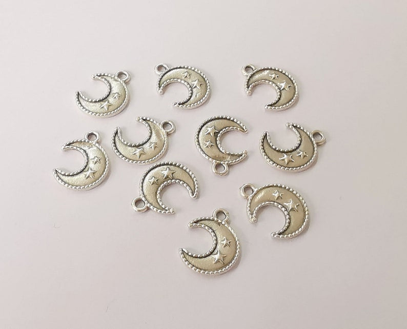 10 Crescent moon stars charms Antique silver plated charms (15x11mm) G24618