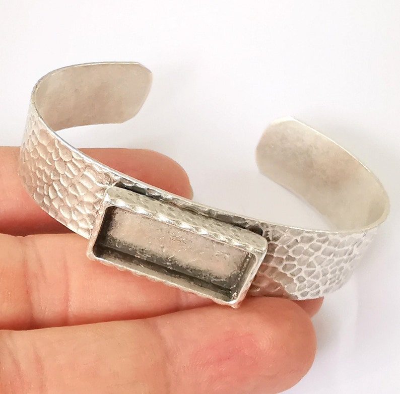 Bracelet Blank Resin Dry Flower inlay Blank Cuff Bezel Glass Cabochon Base Hammered Adjustable Antique Silver (25x10mm) G24622