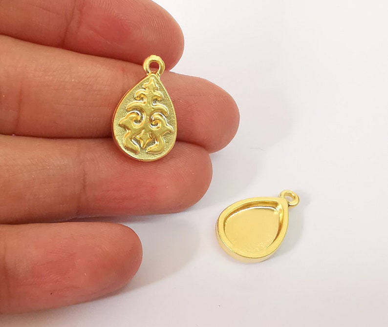 2 Gold Drop Pendant Blank Bezel Base Setting inlay Blank Earring Base Resin Blank Mountings Gold Plated ( 15x10mm drop blank) G24683
