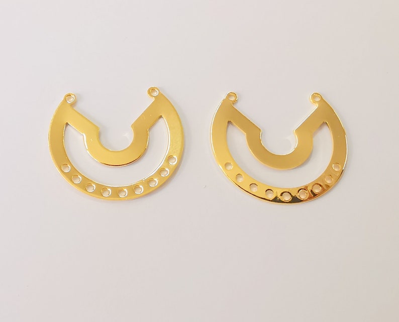 2 Round connector charms Shiny gold plated brass charms (31x27mm) G24587