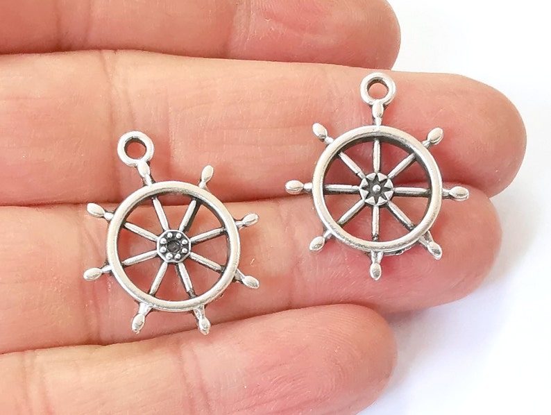 10 Ship Wheel Charms Nautical Charms Antique Silver Charms (26x22mm) G24746