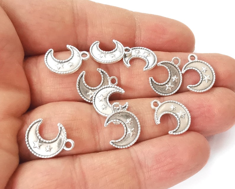 10 Crescent moon stars charms Antique silver plated charms (15x11mm) G24618