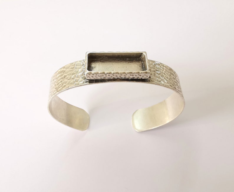 Bracelet Blank Resin Dry Flower inlay Blank Cuff Bezel Glass Cabochon Base Hammered Adjustable Antique Silver (25x10mm) G24622