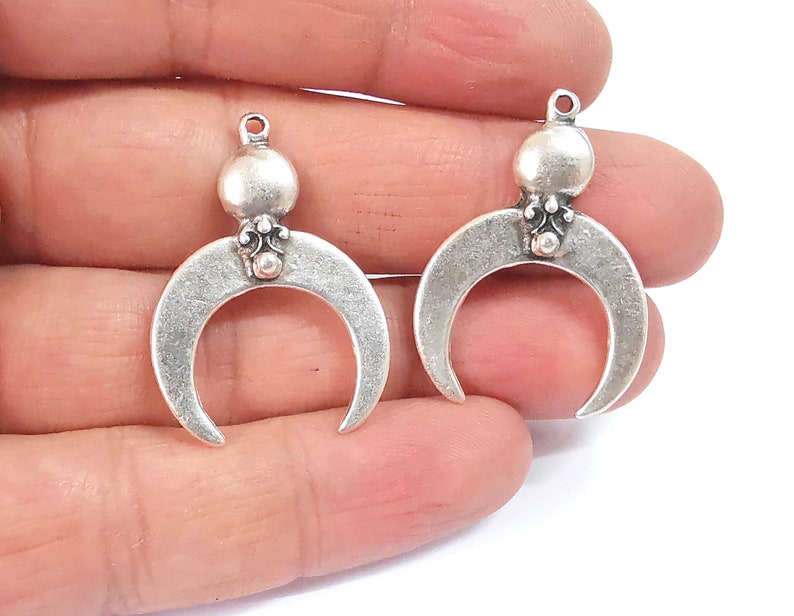 2 Crescent Moon Charms Antique Silver Plated Charms (35x25mm) G24647