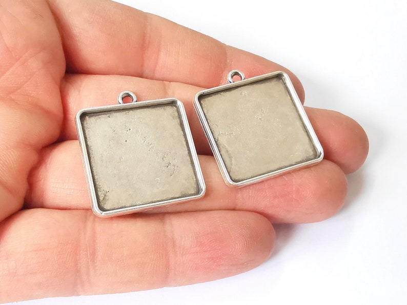 2 Square Frame Pendant Blank Antique Silver Plated Pendant (31x27mm) (25x25mm Blank Size) G24764