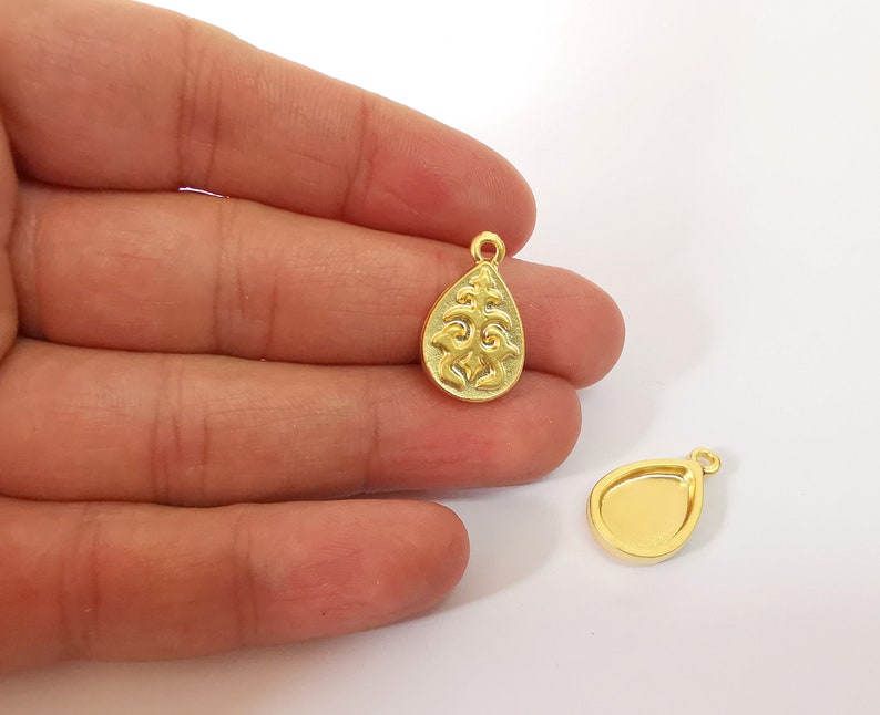 2 Gold Drop Pendant Blank Bezel Base Setting inlay Blank Earring Base Resin Blank Mountings Gold Plated ( 15x10mm drop blank) G24683