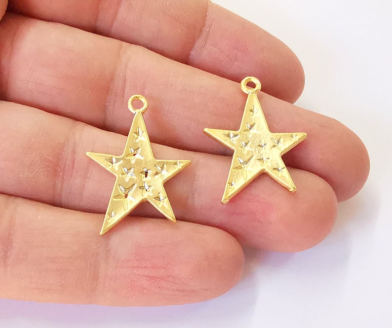 4 Star Charms Gold Plated Charms (30x22mm) G24725