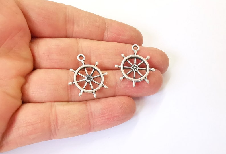 10 Ship Wheel Charms Nautical Charms Antique Silver Charms (26x22mm) G24746