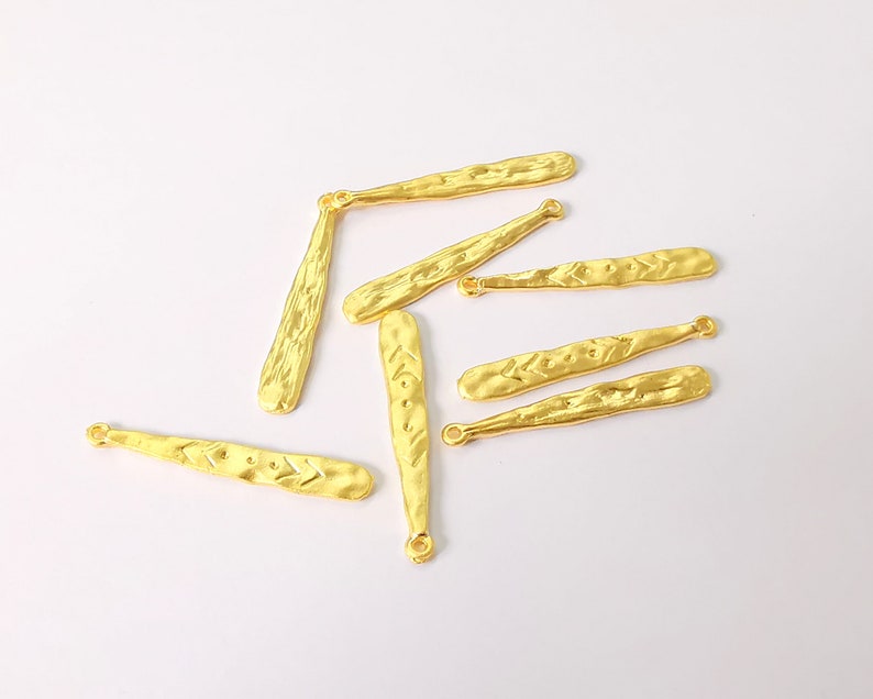 5 Rod charms Gold Plated Charms (30x5mm) G24807