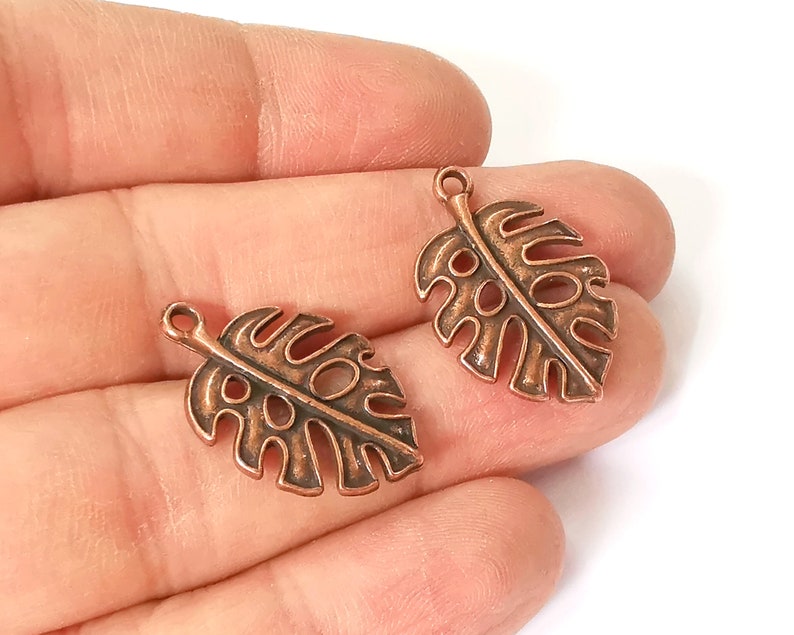 4 Monstera leaf charms Antique copper plated charms (27x18mm) G24814
