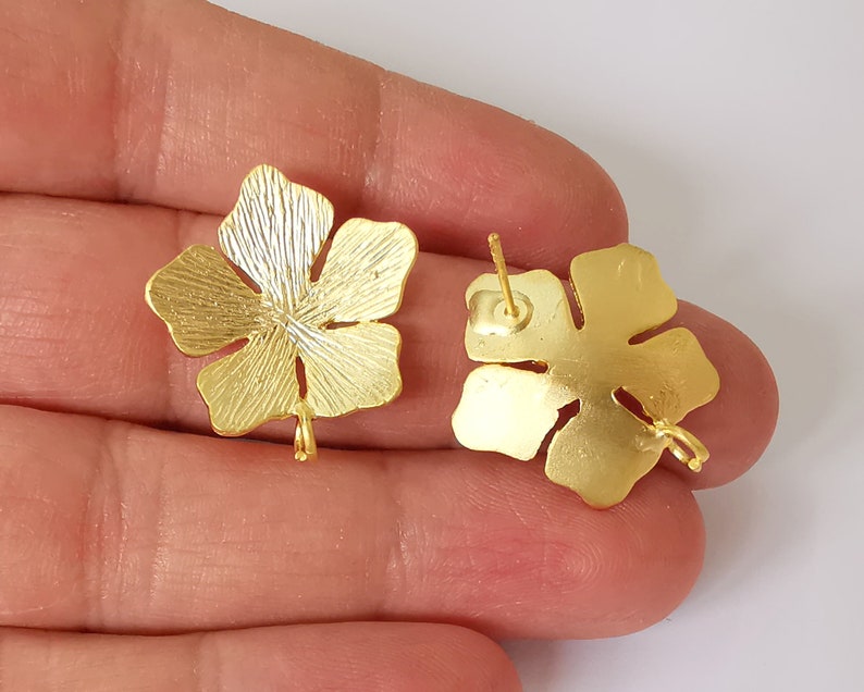 2 Flower earring stud base Gold Plated brass earring 1 pair (26x24mm) G24818