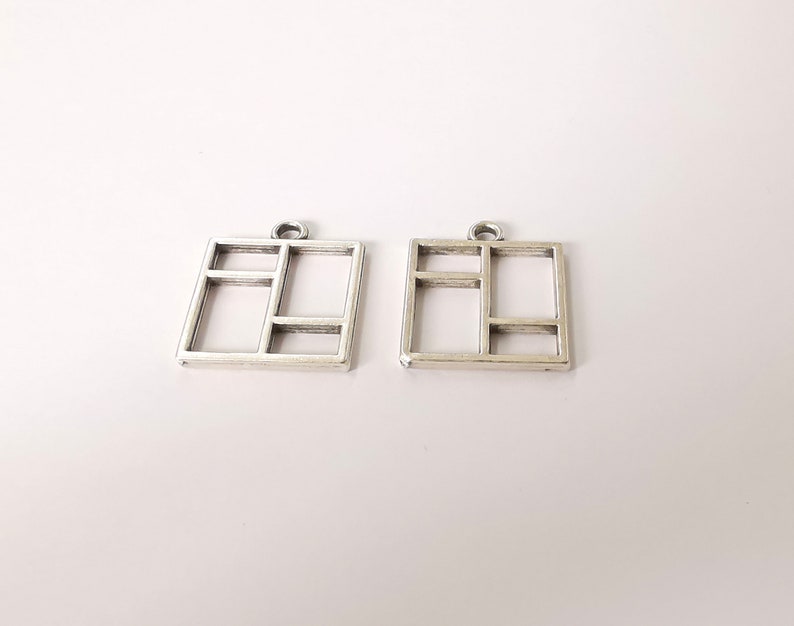 4 Geometric Charms Antique Silver Plated Charms (22x18mm) G24781