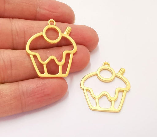 2 Muffin Charms Gold Plated Charms (36x30mm) G24839