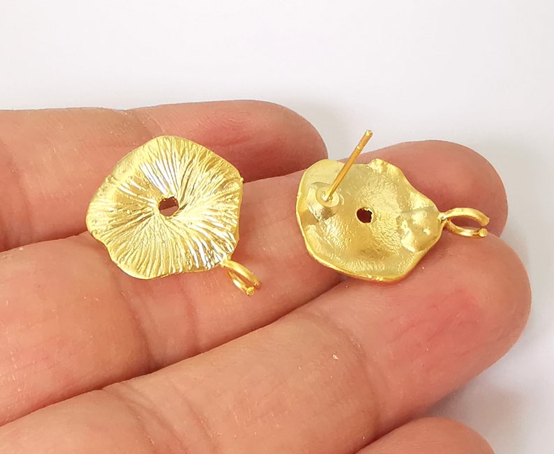 Flower Earring Stud Base Gold Plated Brass Earring 1 pair (22x18mm) G24888