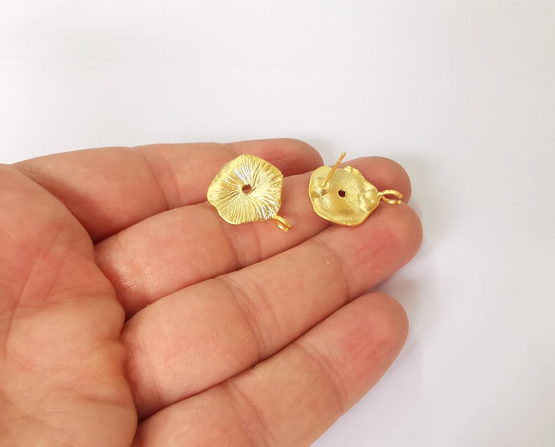 Flower Earring Stud Base Gold Plated Brass Earring 1 pair (22x18mm) G24888