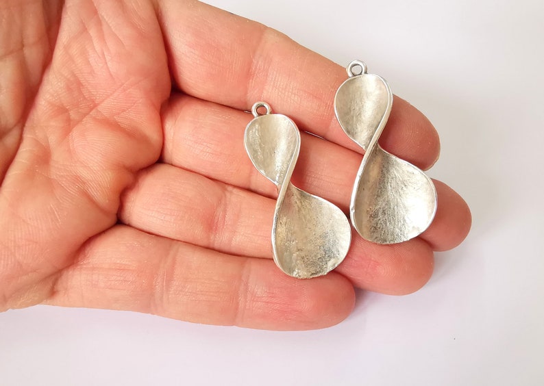 2 Curvy Dangle Charms Antique Silver Plated Charms (46x20mm) G24894