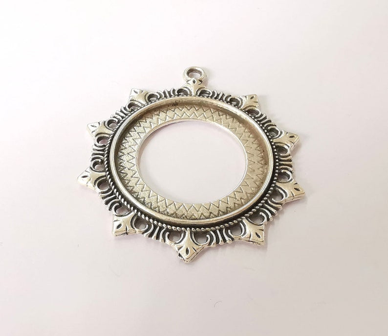 Frame Pendant Blank Antique Silver Plated Pendant (48x43mm) (30mm Blank Size) G24907