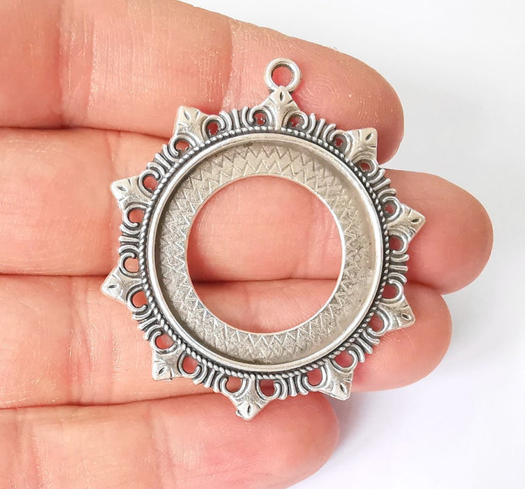 Frame Pendant Blank Antique Silver Plated Pendant (48x43mm) (30mm Blank Size) G24907