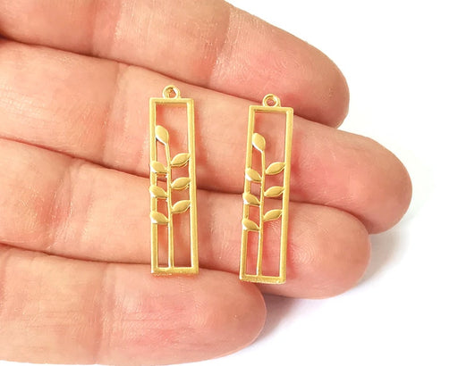 4 Wheat ear leaves plant charms Gold plated charms (33x8mm) G24806