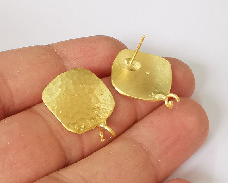 2 Hammered Curved earring stud base Gold Plated brass earring 1 pair (23x18mm) G24821