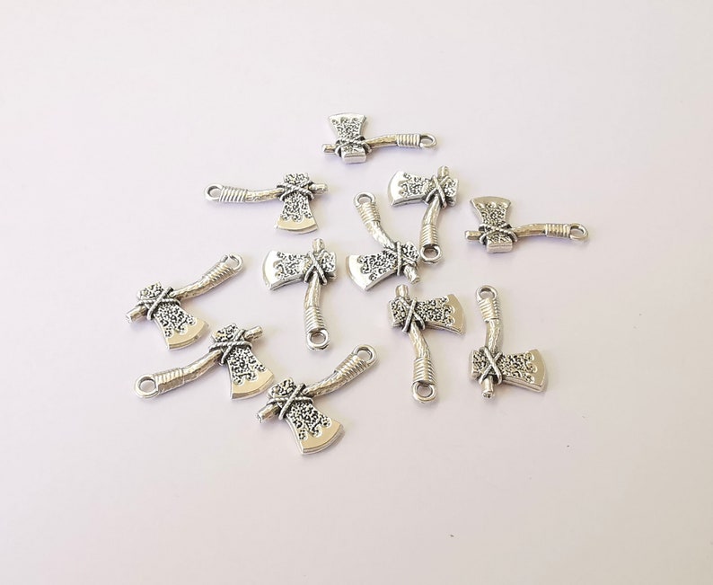 10 Axe Charms Double Sided Antique Silver Plated Charms (22x12mm) G24976