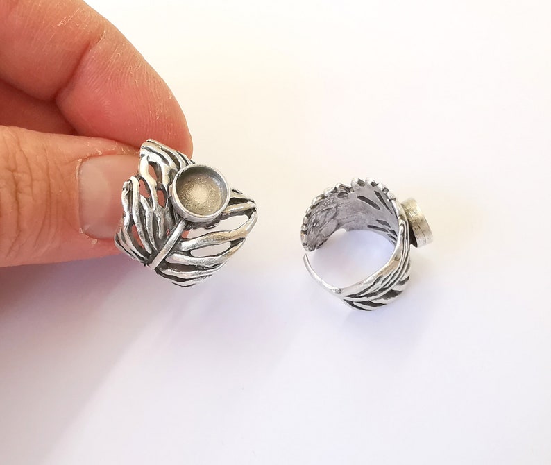 Monstera Ring Blank Base Bezel Settings Cabochon Base Mountings Adjustable (8mm Blank) , Antique Silver Plated Brass G24988