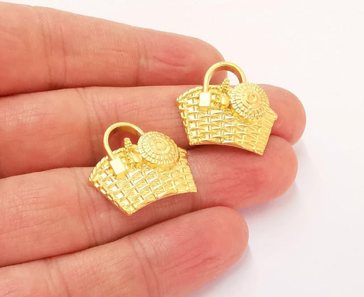 2 Hamper Charms Gold Plated Charms (25x22mm) G24836