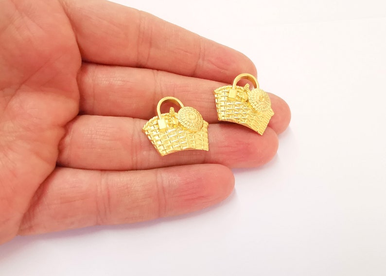 2 Hamper Charms Gold Plated Charms (25x22mm) G24836