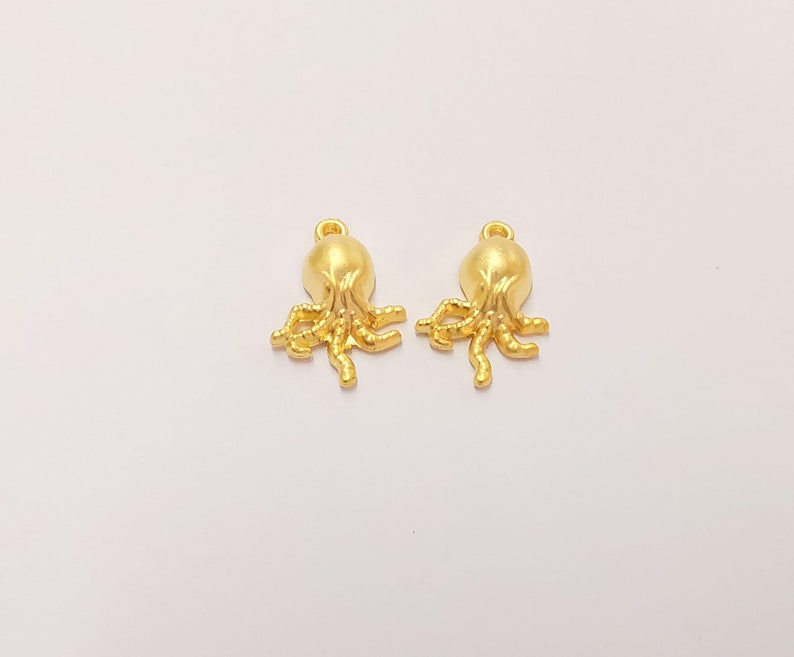 4 Octopus Charms Gold Plated Charms (21x15mm) G24844