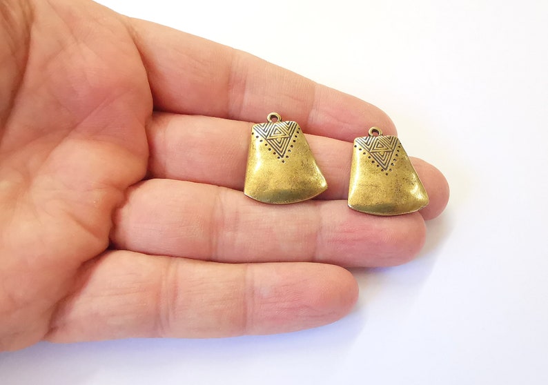 2 Dangle Charms Antique Bronze Plated Charms (27x22mm) G25019