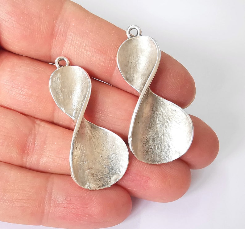2 Curvy Dangle Charms Antique Silver Plated Charms (46x20mm) G24894