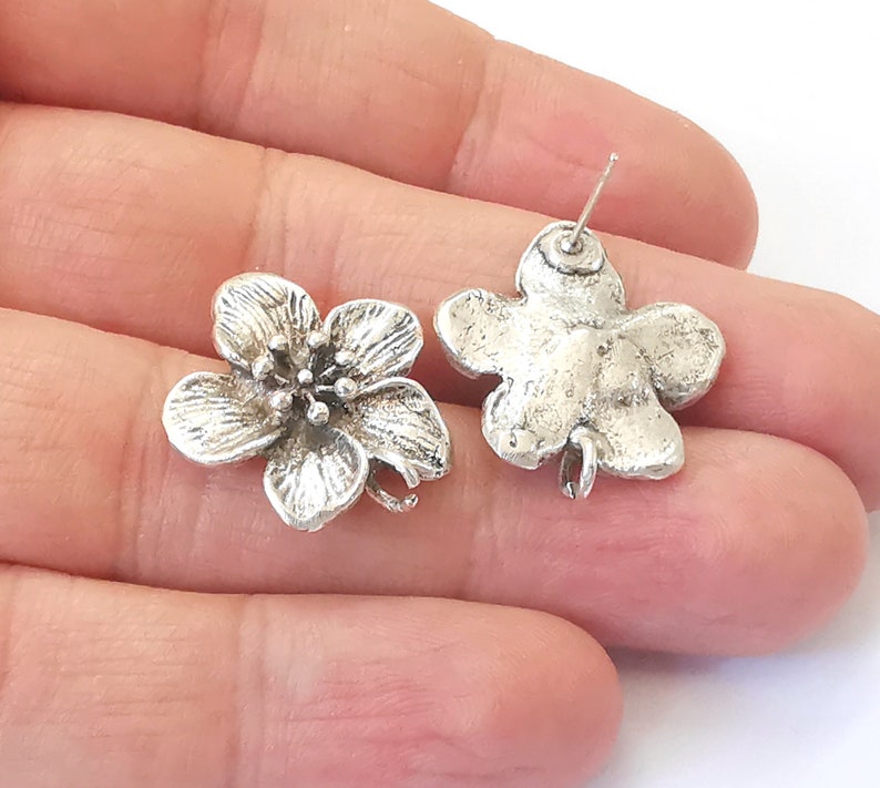 Flower Earring Stud Base Earring Posts Antique Silver Plated Brass Earring 1 pair (24x21mm) G24915