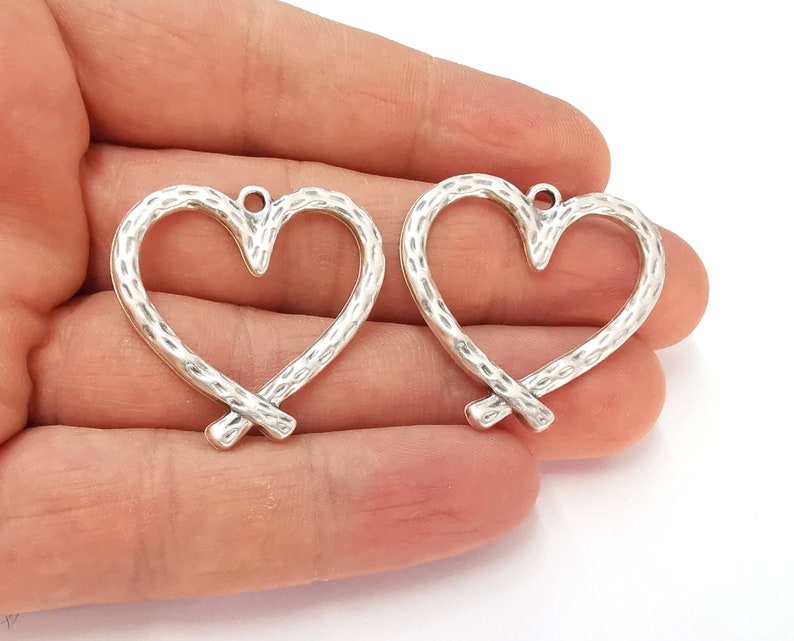 2 Heart charms Antique silver plated charms (33x32mm) G25087