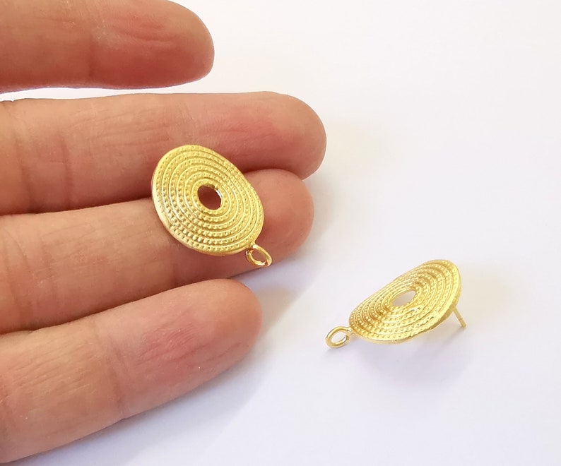 Curved Round Earring Stud Base Gold Plated Brass Earring 1 pair (25x17mm) G24949