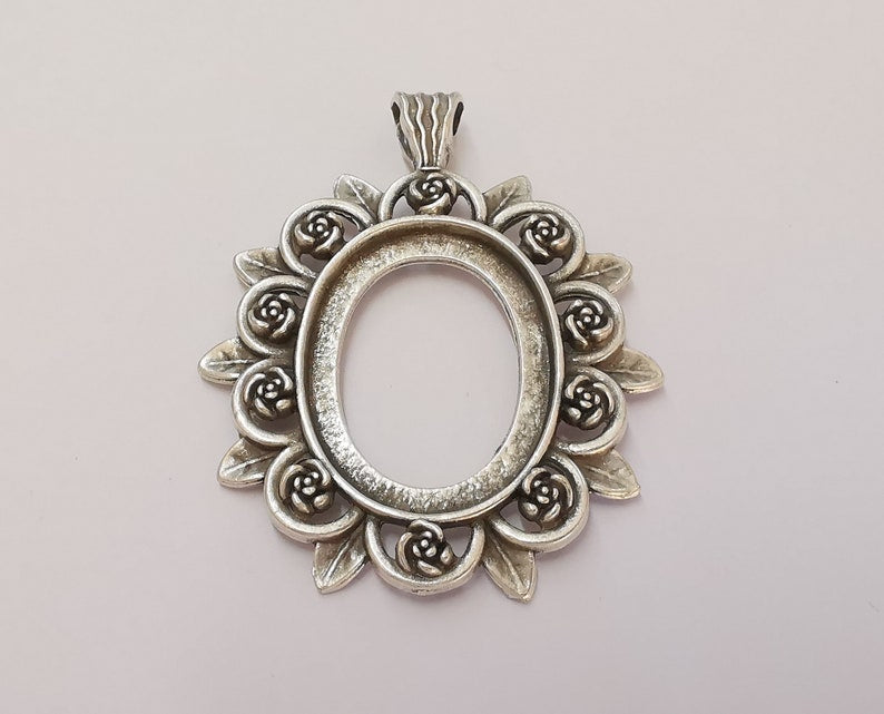 Rose leaf oval frame pendant base blank Antique silver plated pendant (65x53mm) G25094