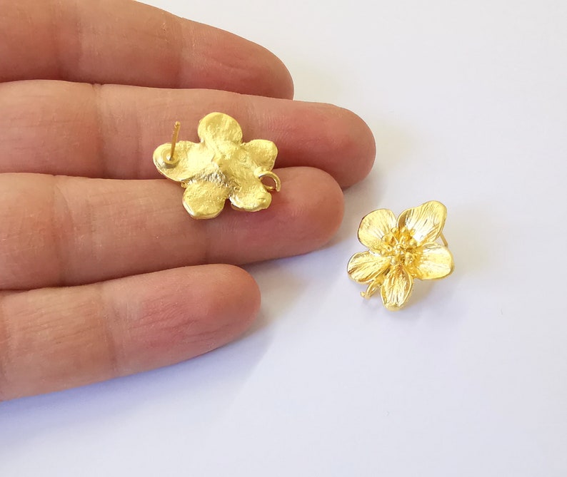 Flower Earring Stud Base Gold Plated Brass Earring 1 pair (24x22mm) G24951