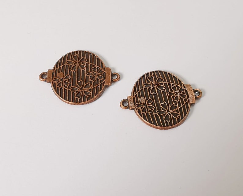 4 Flower connector charms Antique copper plated charms (31x25mm) G25106