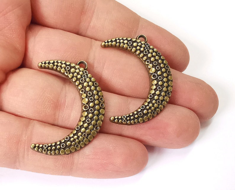 2 Crescent charms Antique bronze plated charms (36mm) G25110