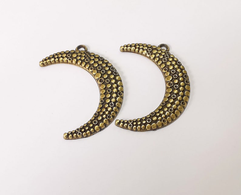 2 Crescent charms Antique bronze plated charms (36mm) G25110