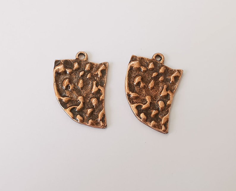 4 Organic charms Antique copper plated charms (25x17mm) G25124