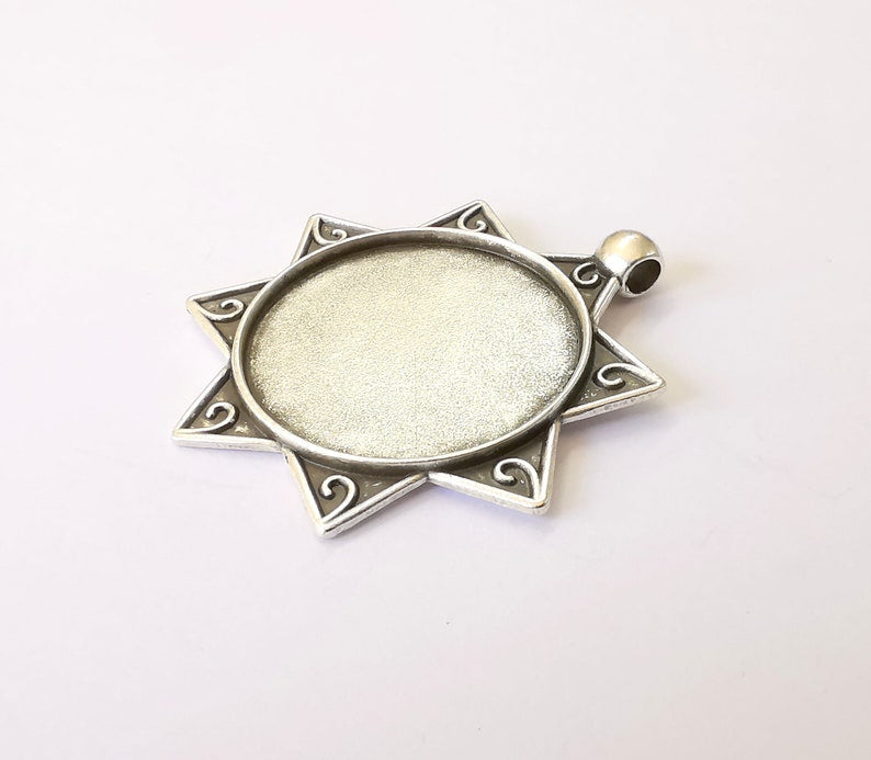 Frame Pendant Blank Antique Silver Plated Pendant (48x44mm) (30mm Blank Size) G24989