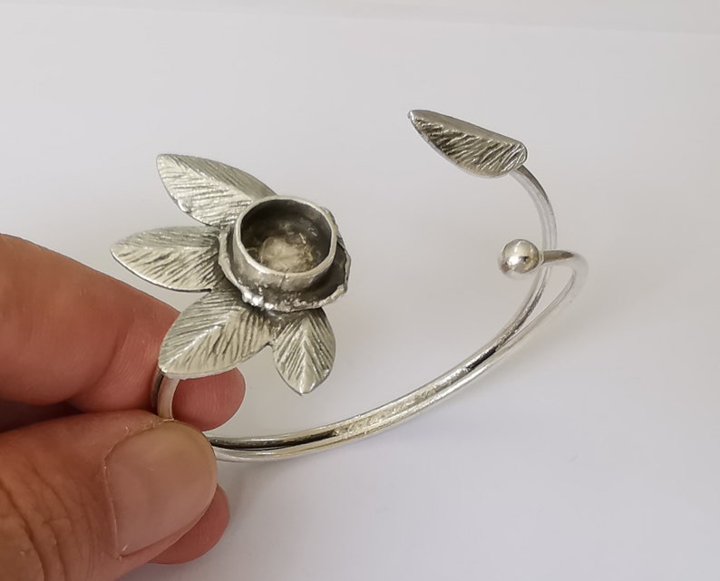 Leaf bracelet brass cuff blank bezel Glass cabochon base Adjustable antique silver plated brass (10 mm Blank ) G25188