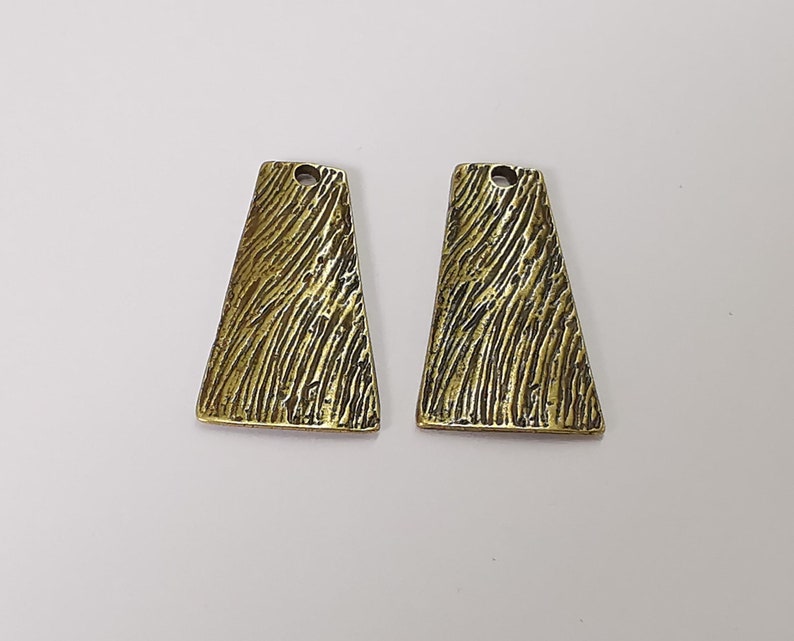 4 Brushed charms Antique bronze plated charms (25x11mm) G25231