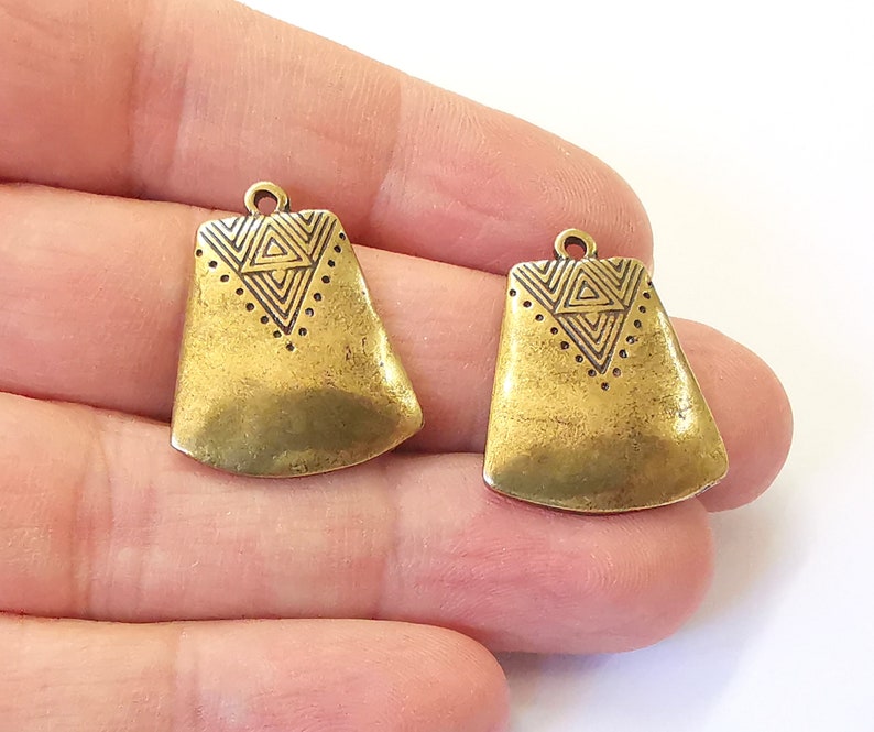 2 Dangle Charms Antique Bronze Plated Charms (27x22mm) G25019
