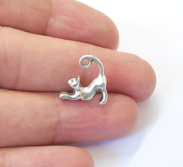 10 Cat Charms Antique Silver Plated Charms (15x14mm) G25020