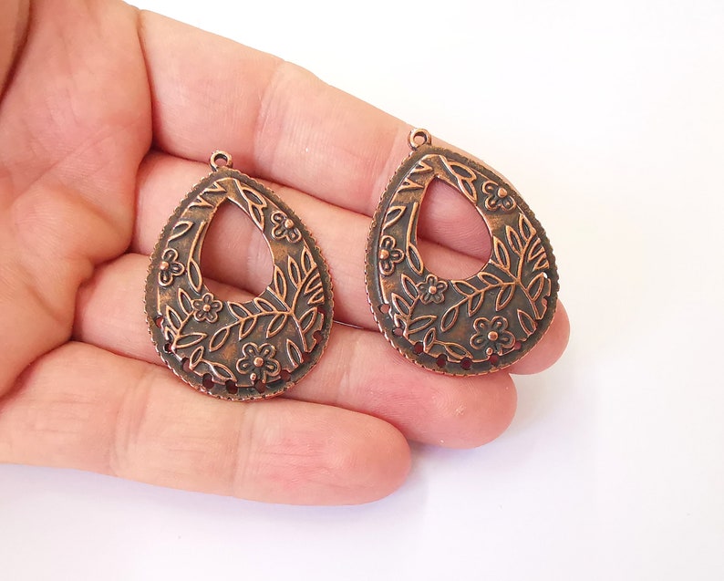 2 Drop Flower Connector Charms with ten holes Antique Copper Plated Charms (43x32mm) G25237